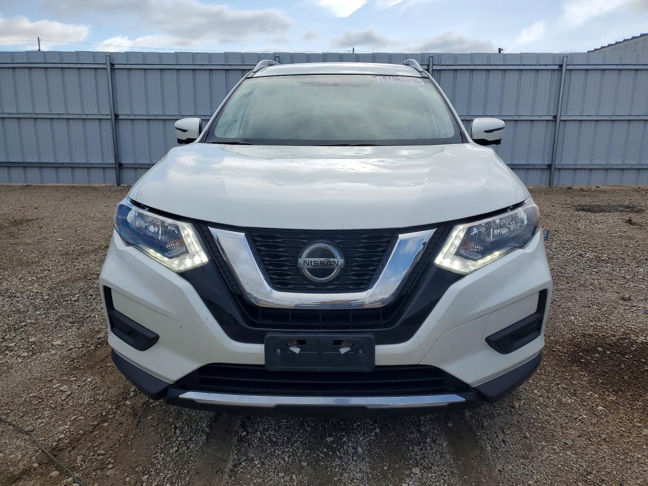 2018 NISSAN ROGUE SV photo 13