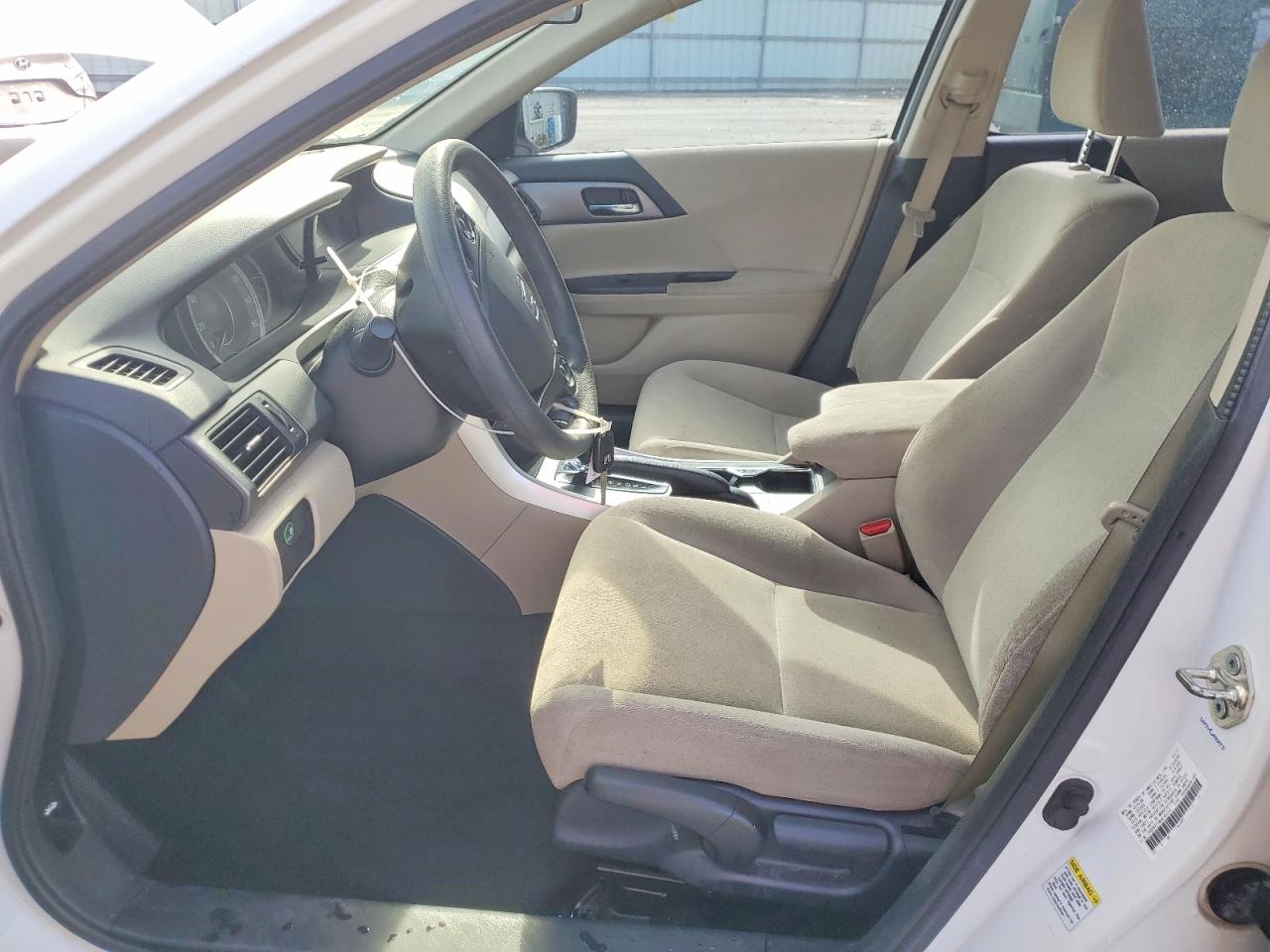 2013 HONDA ACCORD LX photo 13