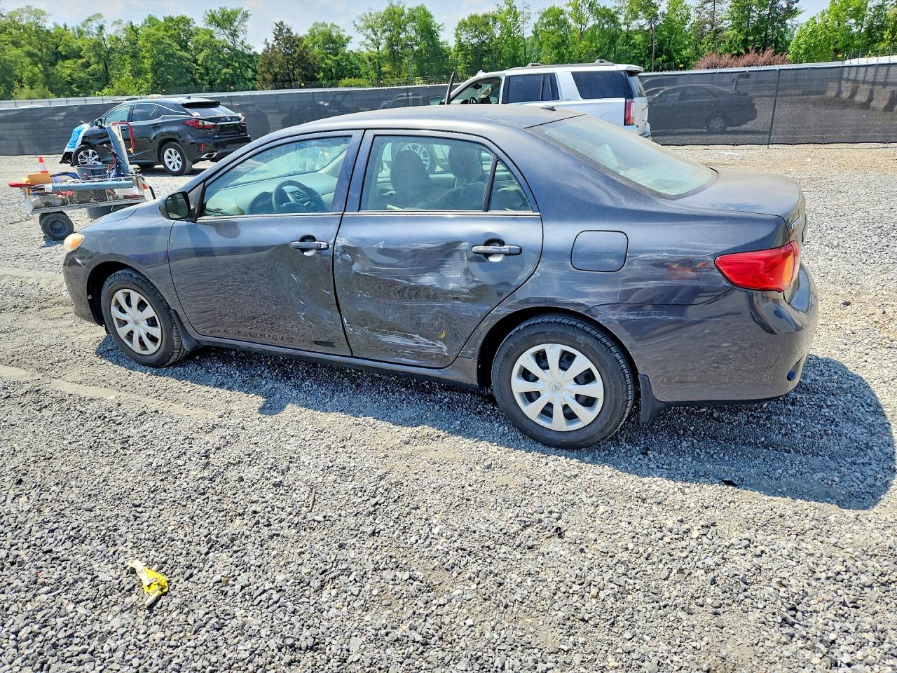 2009 TOYOTA COROLLA LE photo 3