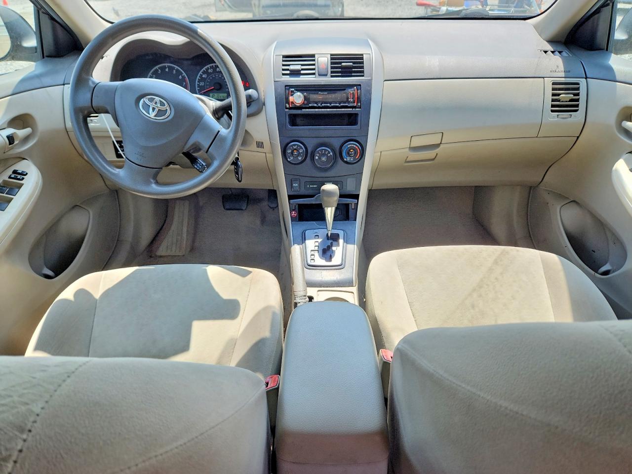 2009 TOYOTA COROLLA LE photo 15