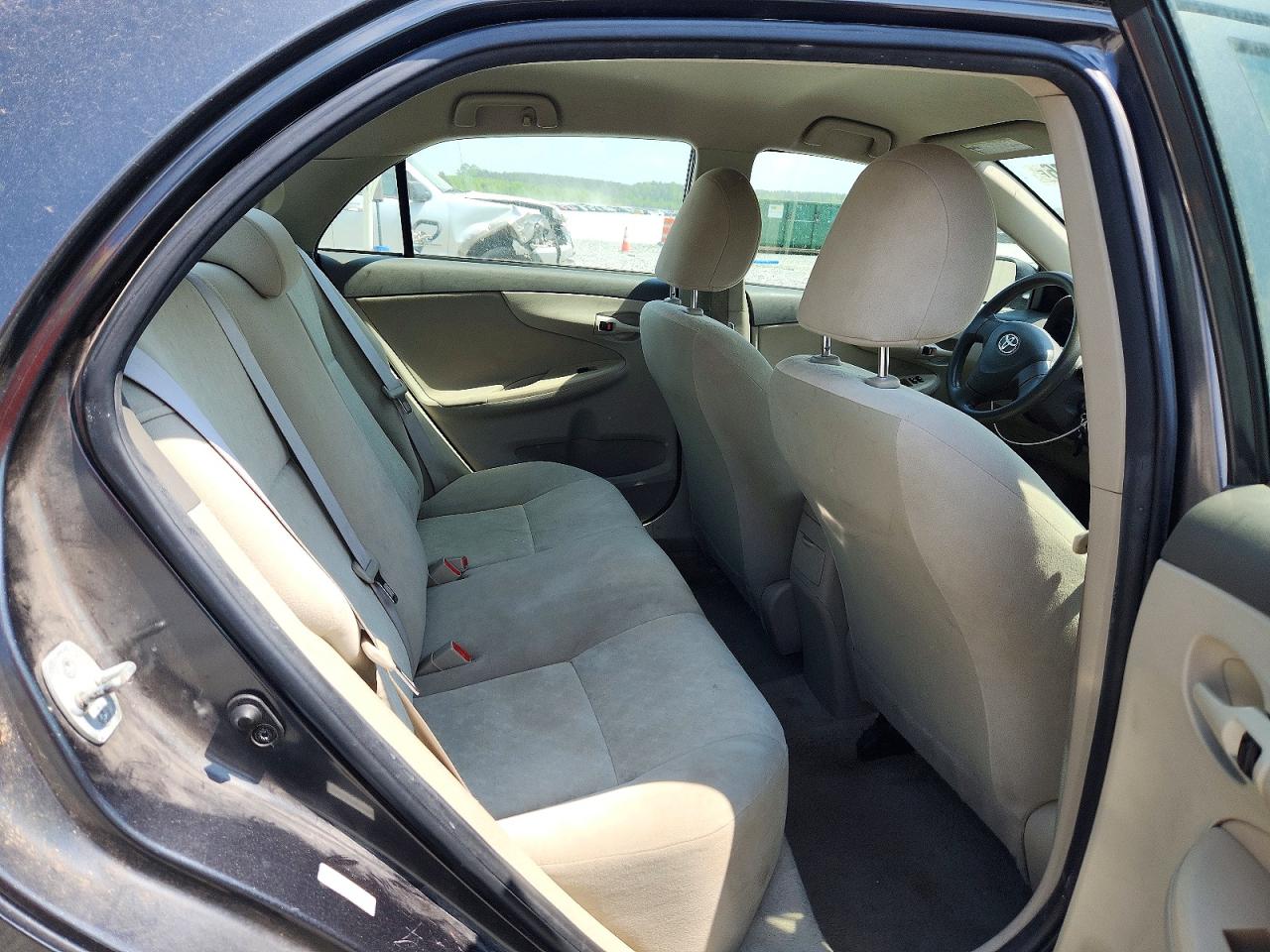 2009 TOYOTA COROLLA LE photo 19