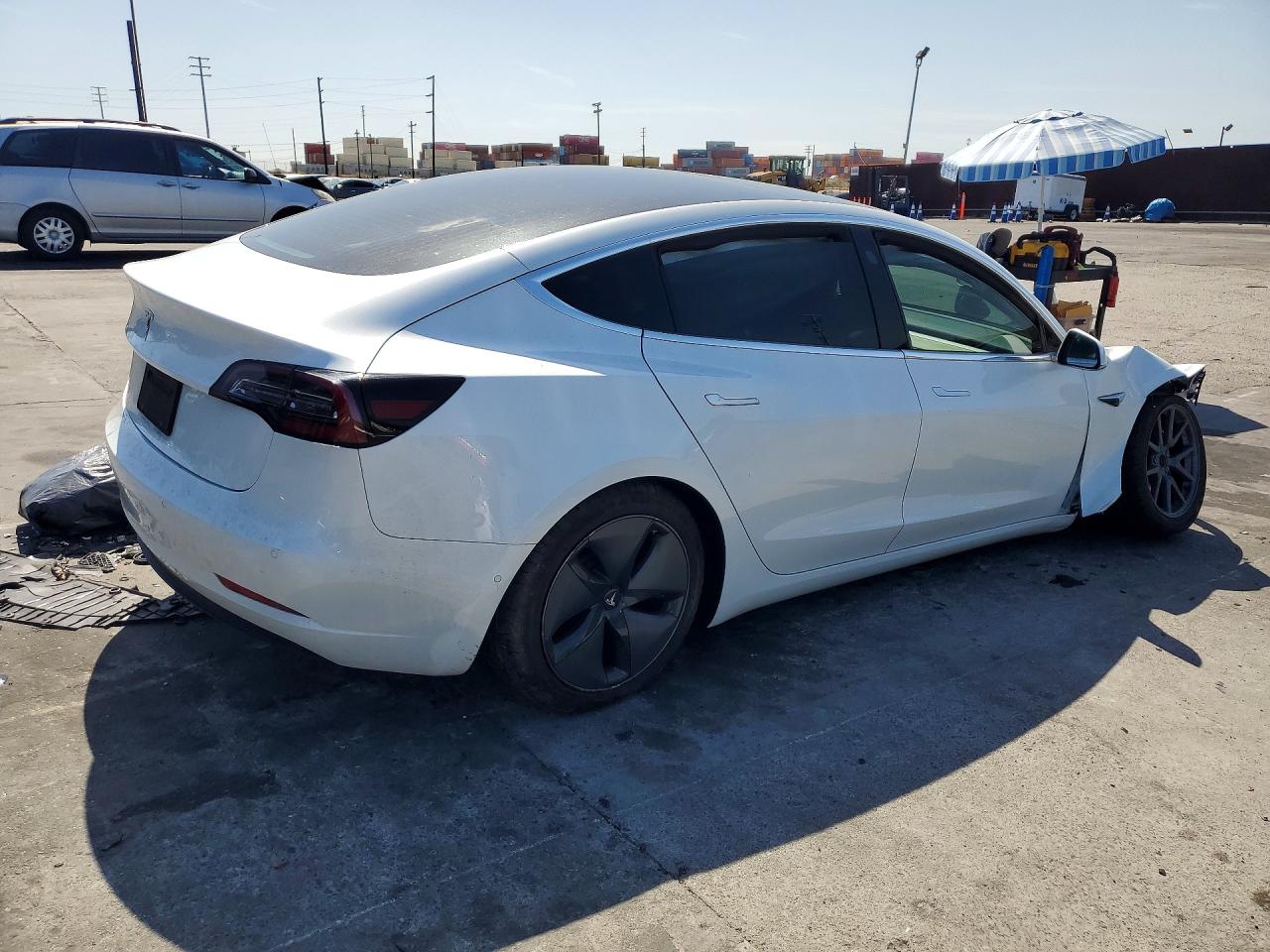 2019 TESLA MODEL 3 photo 7