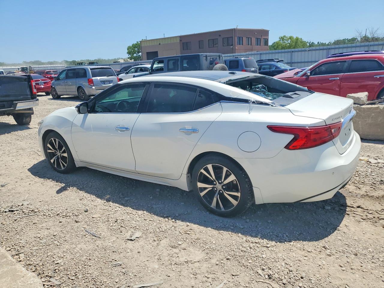 2017 NISSAN MAXIMA PLATINUM photo 3