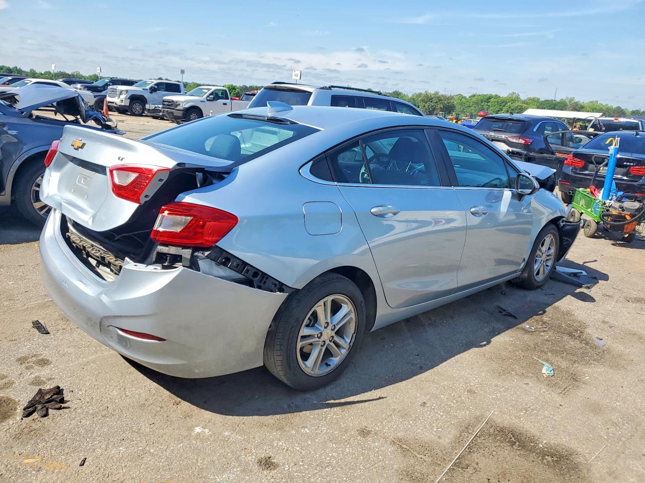 2017 CHEVROLET CRUZE LT photo 5
