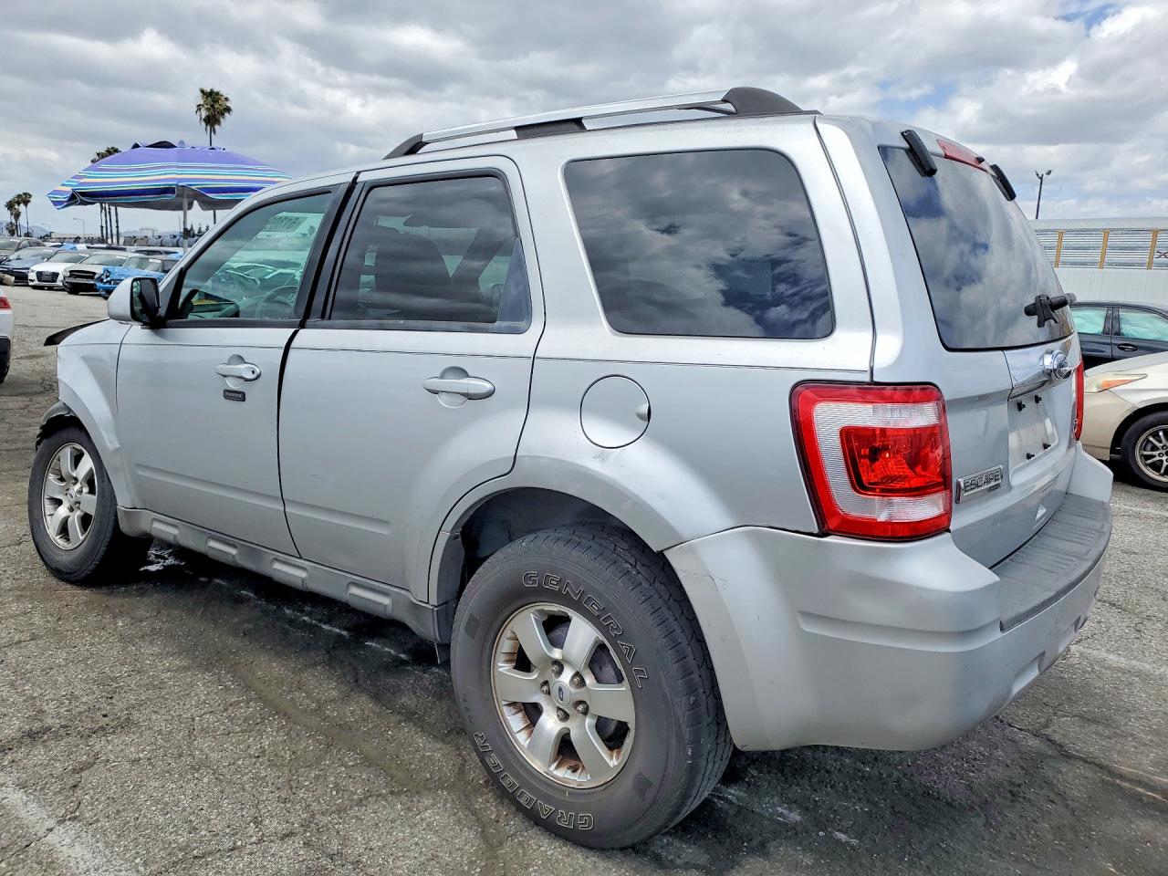 2010 FORD ESCAPE LIMITED photo 4