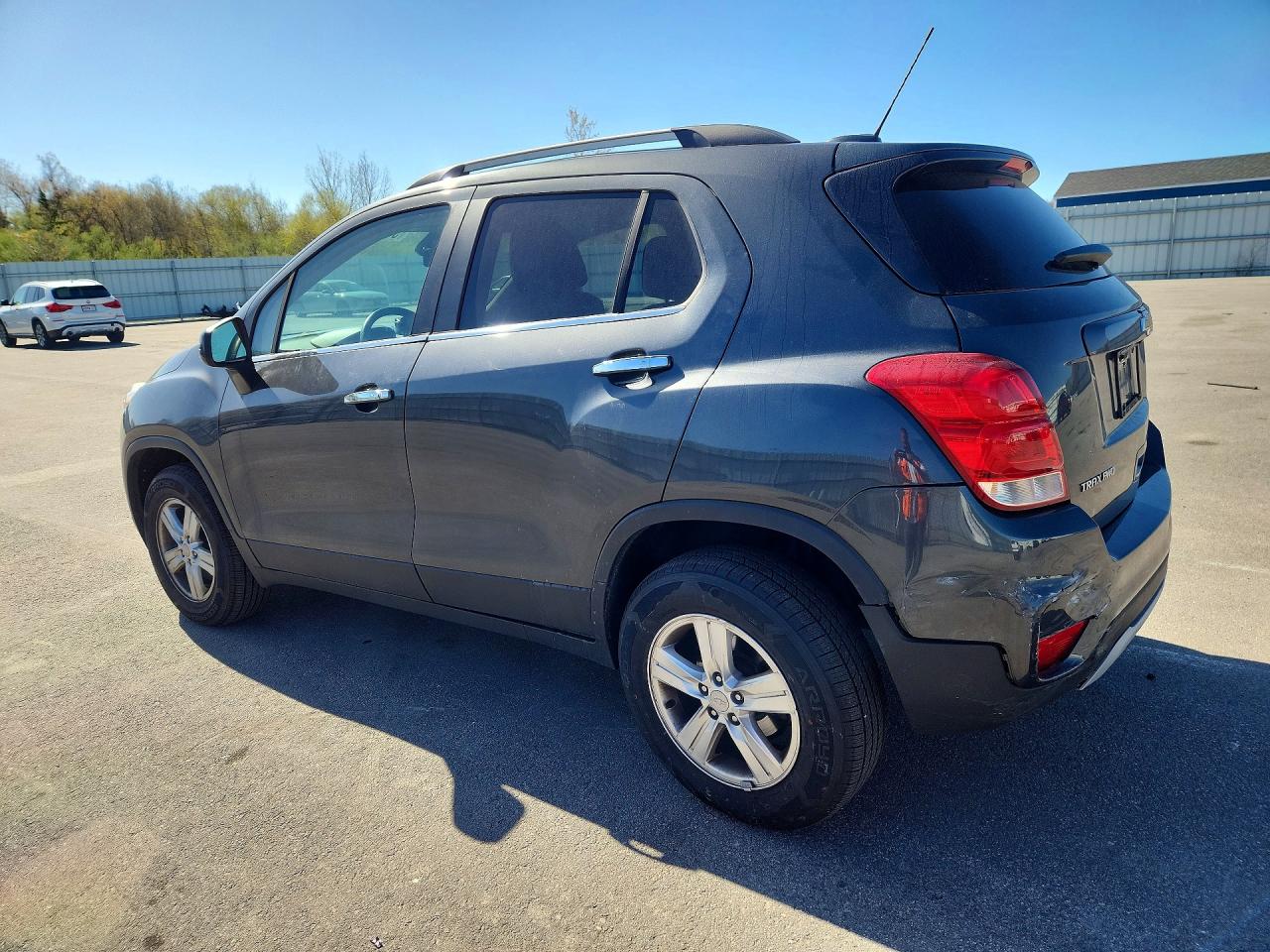 2017 CHEVROLET TRAX 1LT photo 4