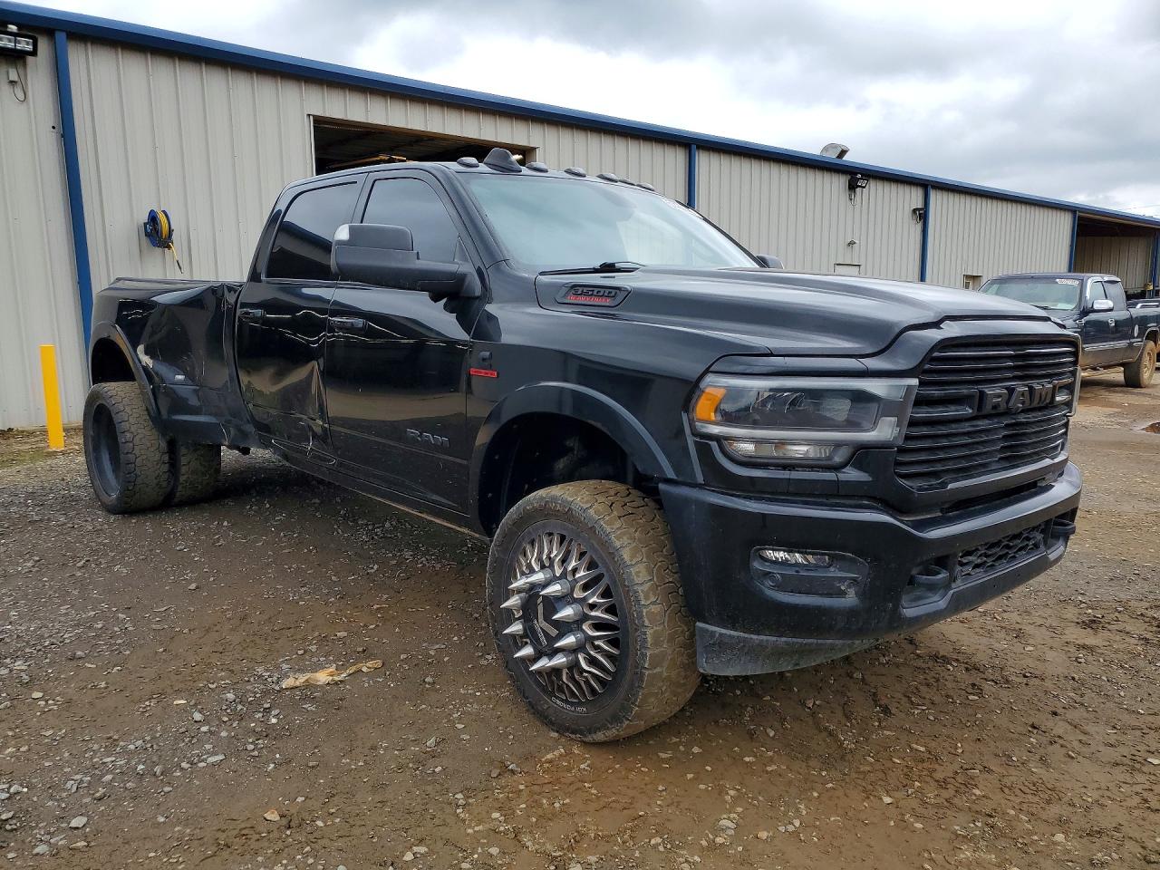 2022 RAM 3500 LARAMIE photo 7
