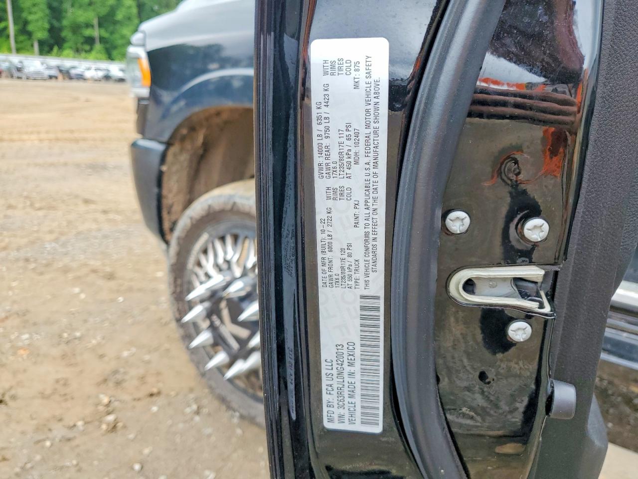 2022 RAM 3500 LARAMIE photo 23