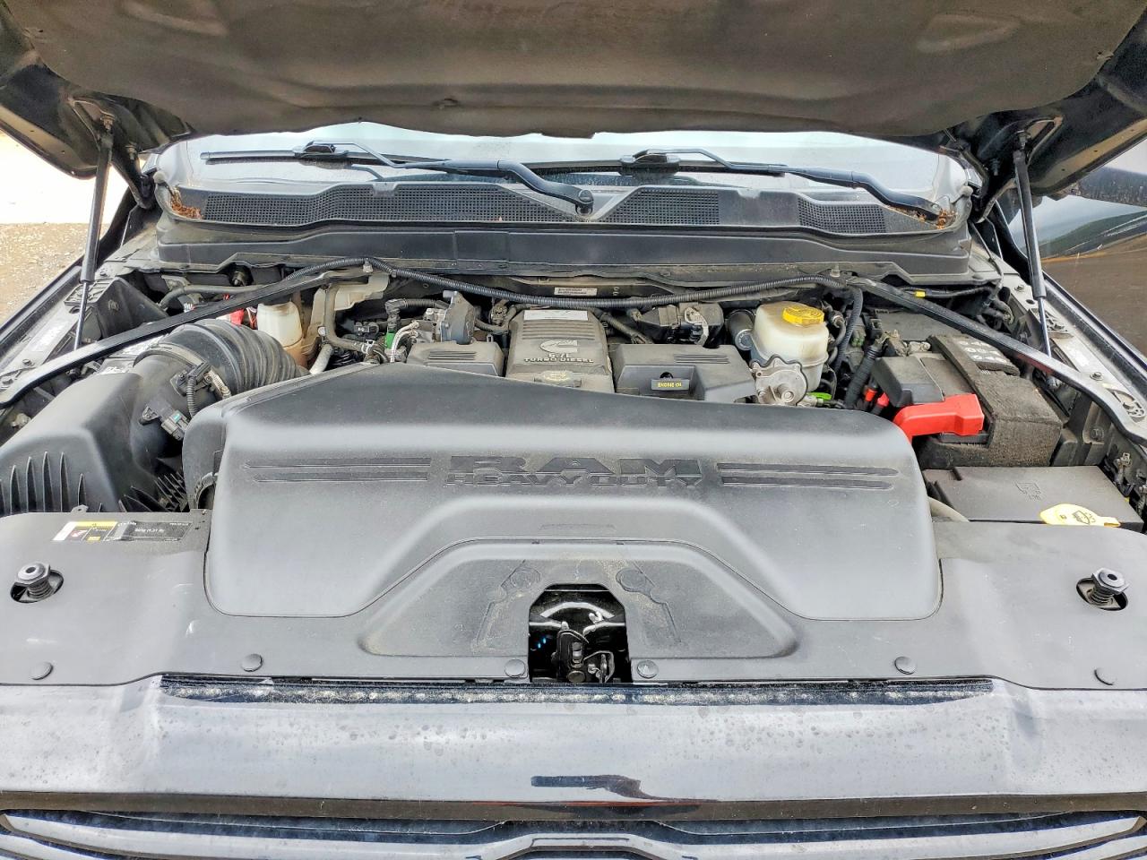 2022 RAM 3500 LARAMIE photo 21