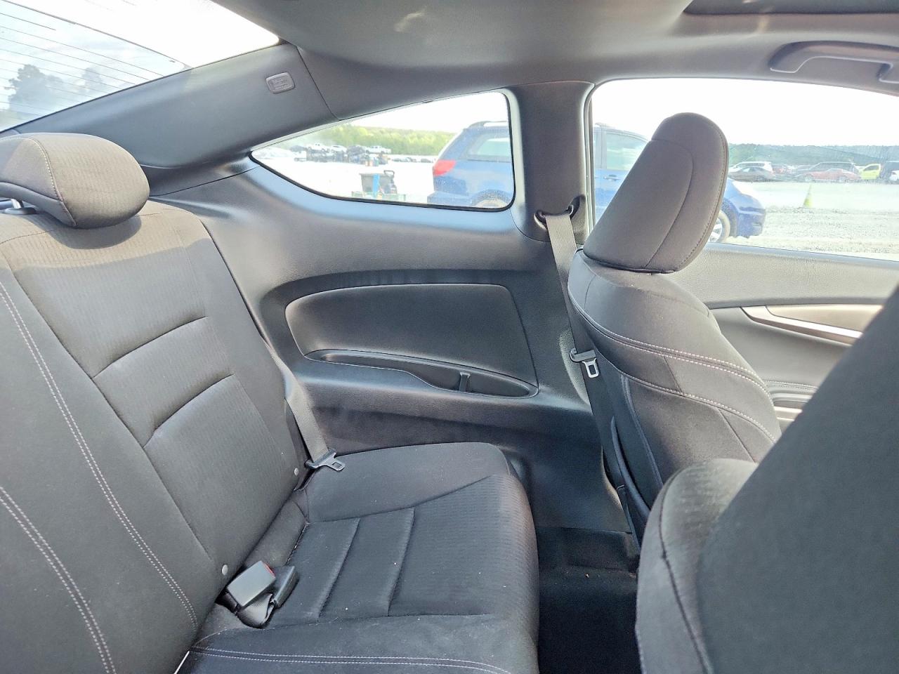 2017 HONDA ACCORD EX photo 28