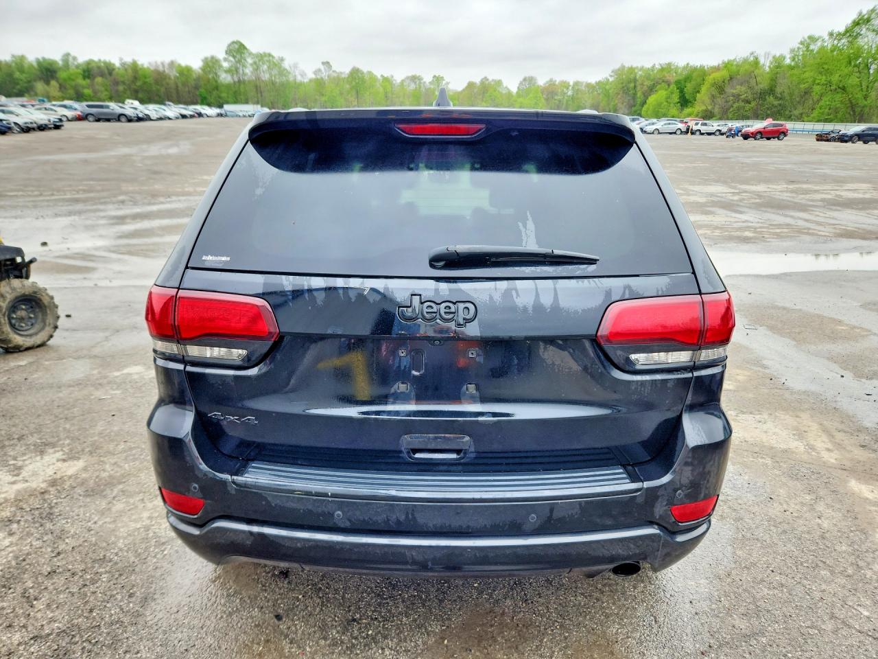2018 JEEP GRAND CHEROKEE LAREDO photo 11