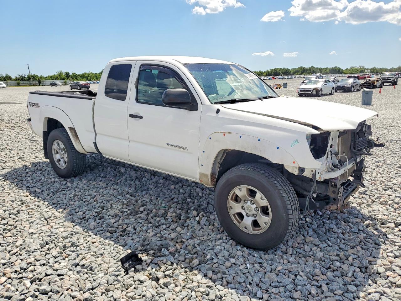 2013 TOYOTA TACOMA V6 photo 4