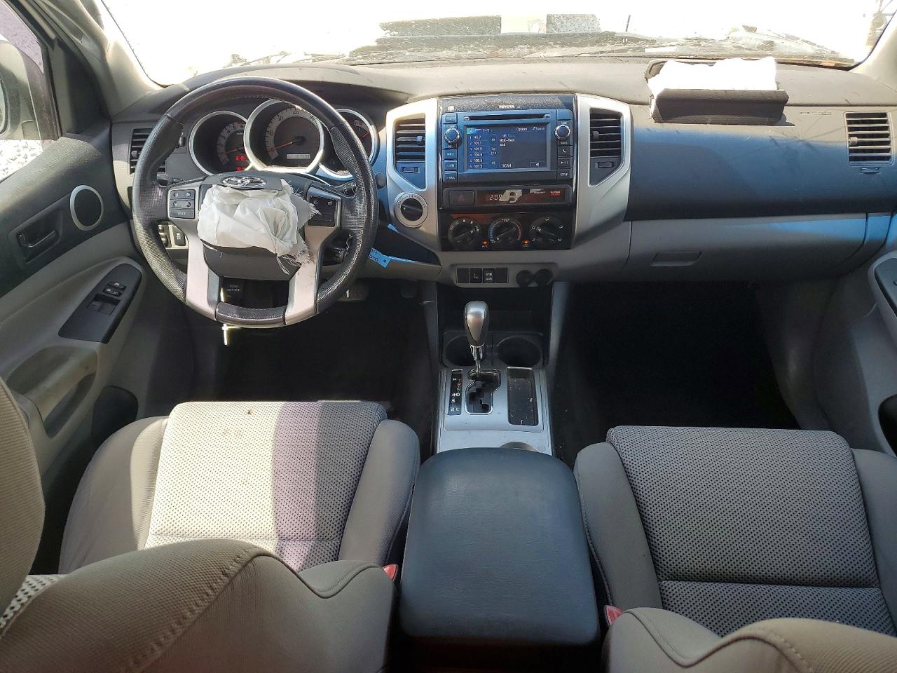 2013 TOYOTA TACOMA V6 photo 8