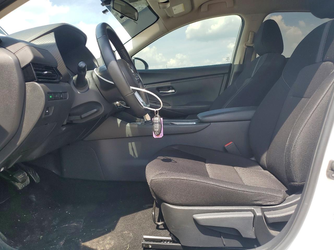 2023 NISSAN SENTRA SV photo 13