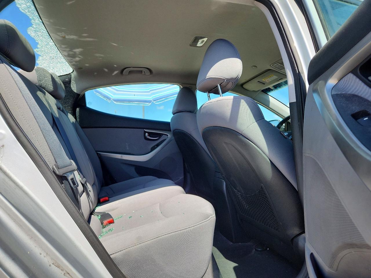 2012 HYUNDAI ELANTRA GLS photo 19
