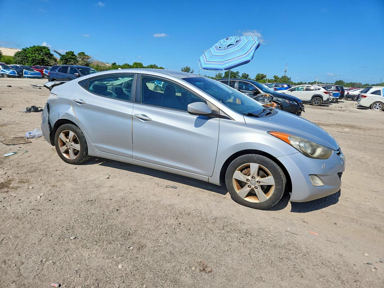 2012 HYUNDAI ELANTRA GLS photo 7