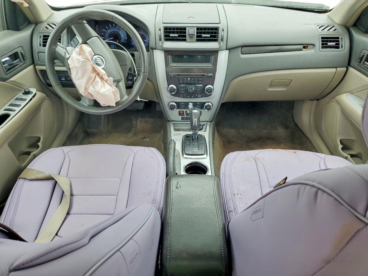 2010 MERCURY MILAN PREMIER photo 8