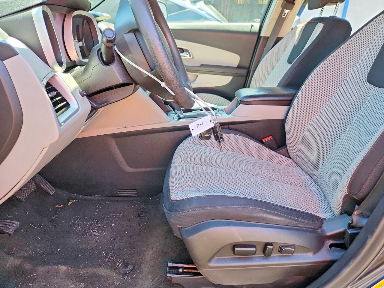 2017 CHEVROLET EQUINOX LS photo 19