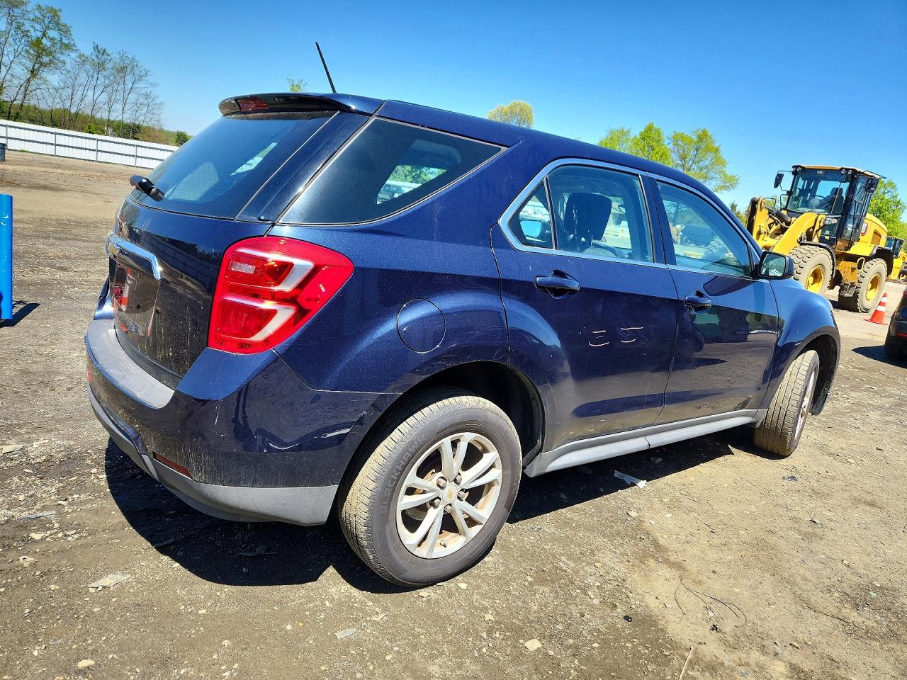 2017 CHEVROLET EQUINOX LS photo 7