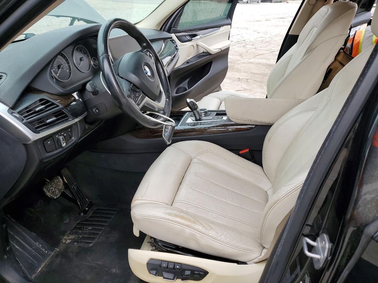 2014 BMW X5 XDRIVE50I photo 19