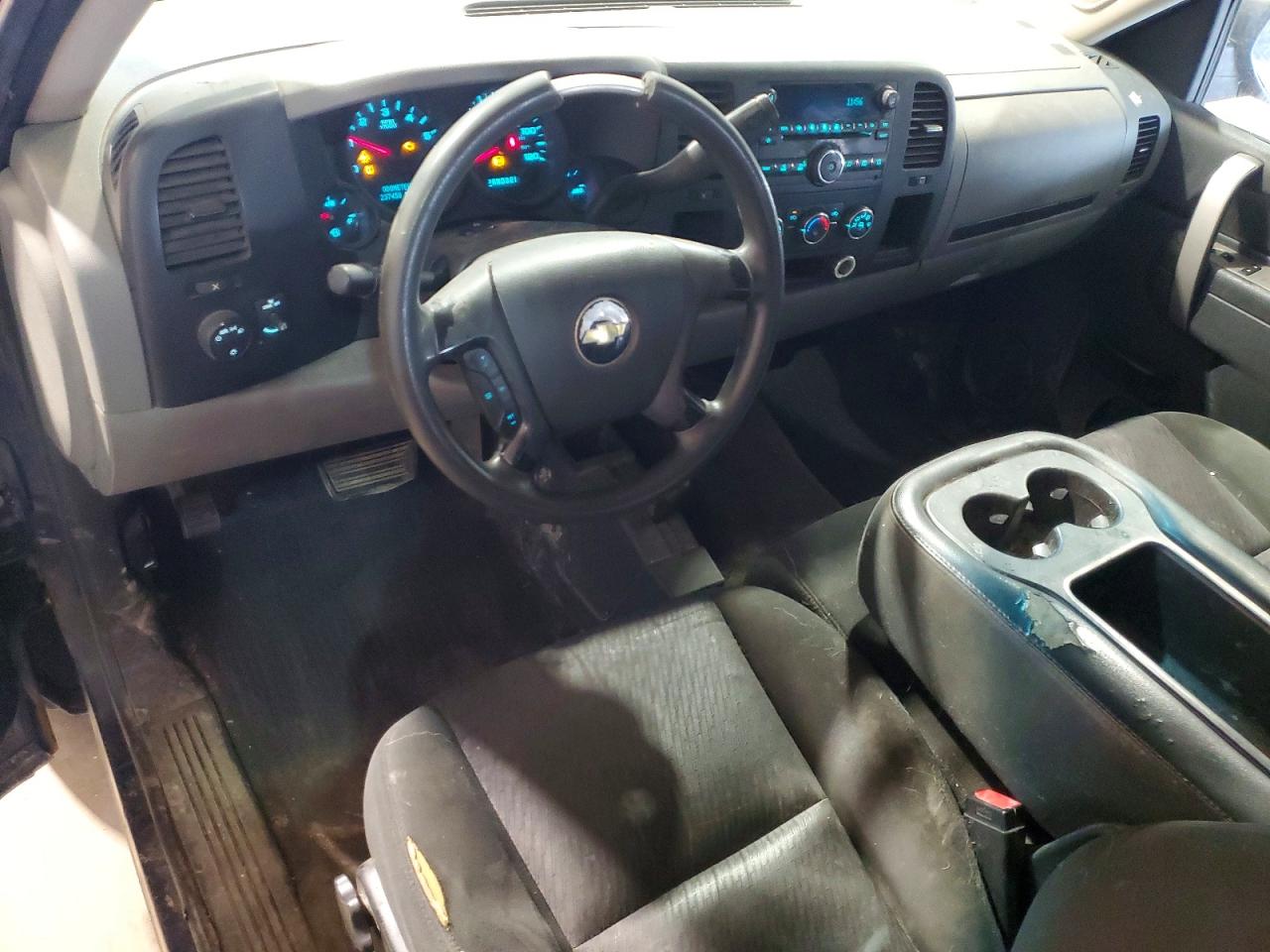 2010 CHEVROLET SILVERADO K1500 LS photo 8