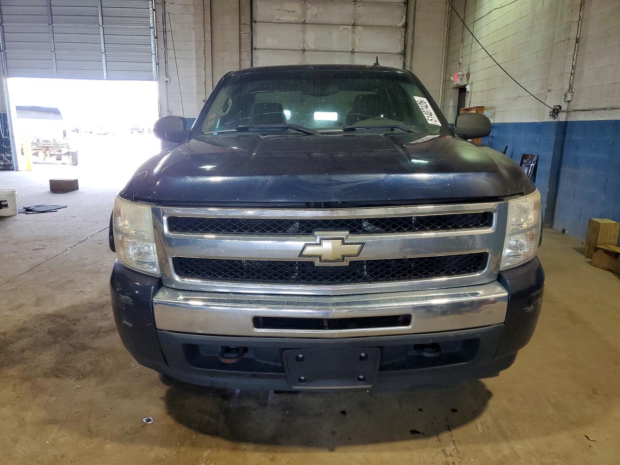 2010 CHEVROLET SILVERADO K1500 LS photo 5