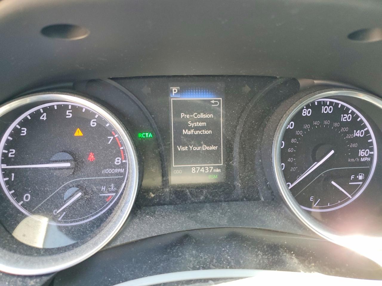 2018 TOYOTA CAMRY LE photo 17