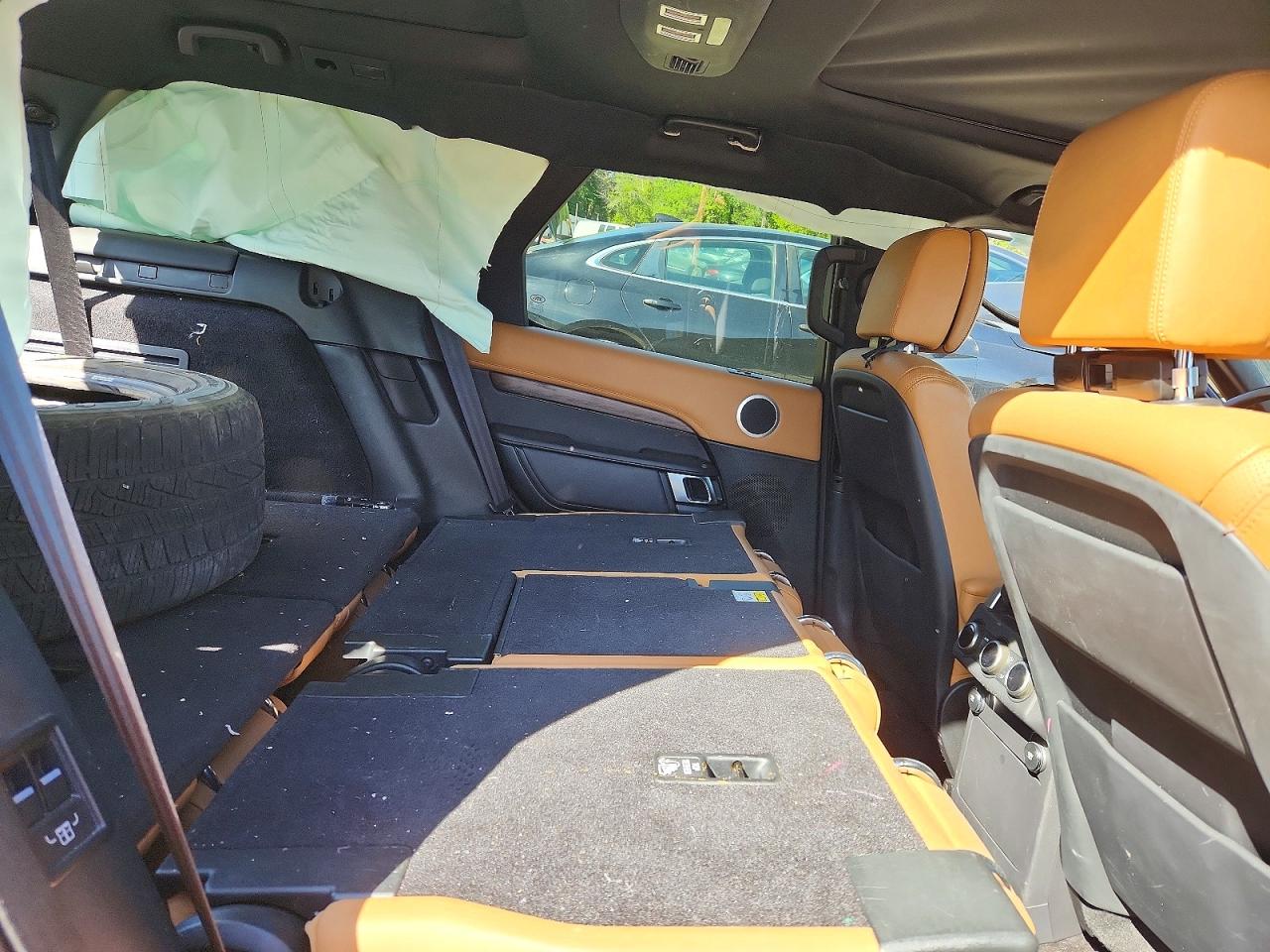 2019 LAND ROVER DISCOVERY HSE LUXURY photo 31