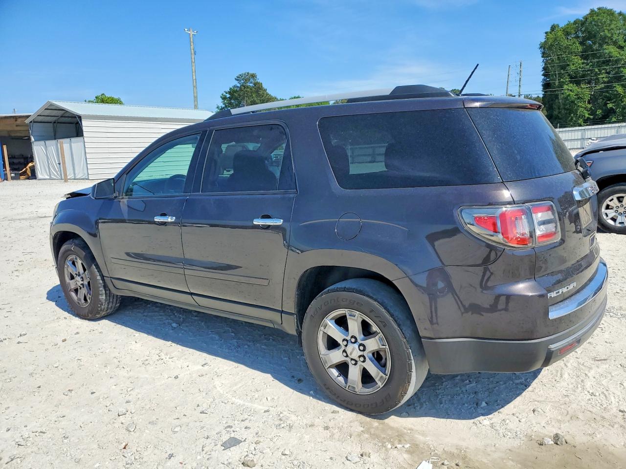 2015 GMC ACADIA SLE photo 4