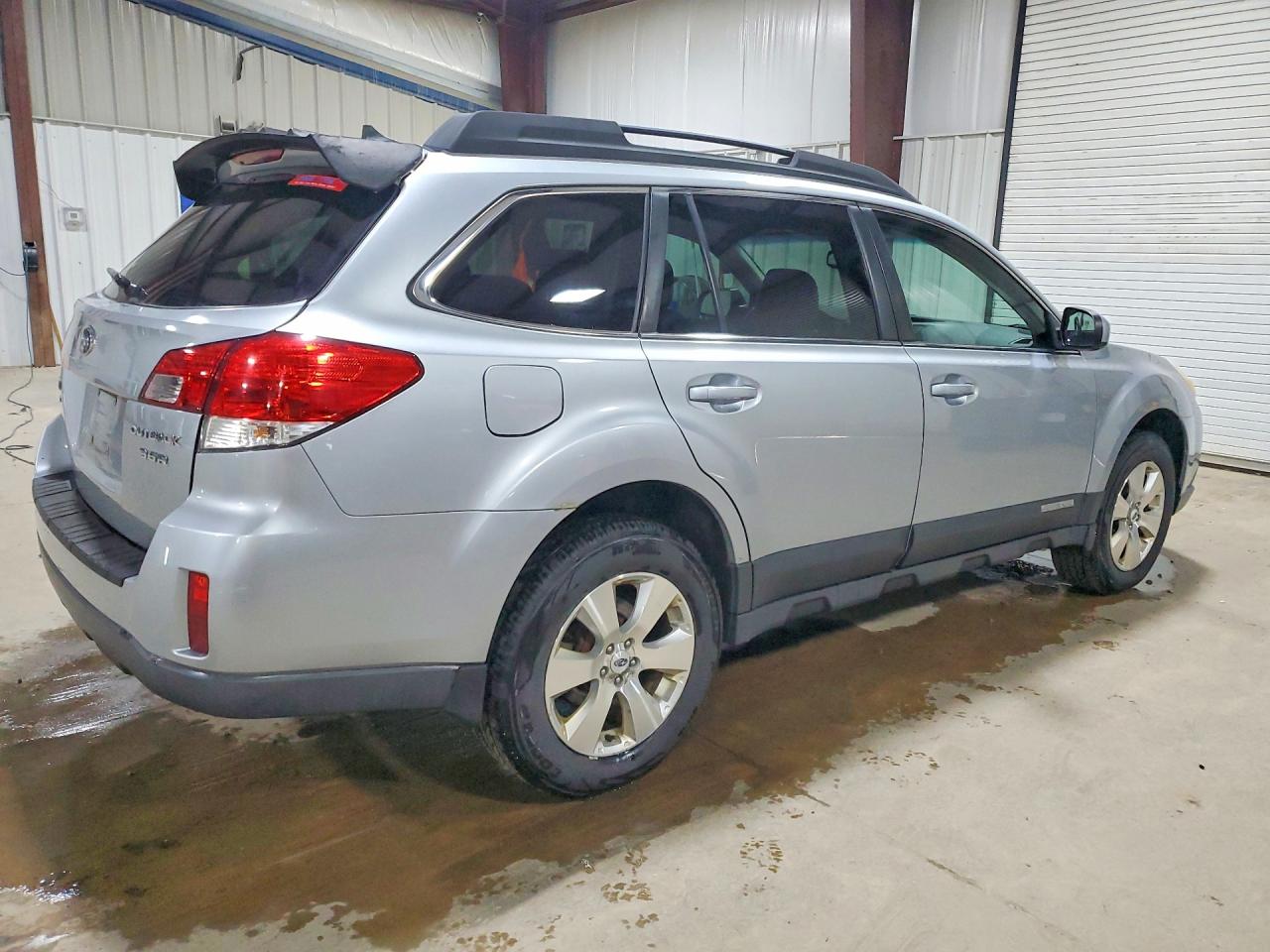 2012 SUBARU OUTBACK 3.6R LIMITED photo 7