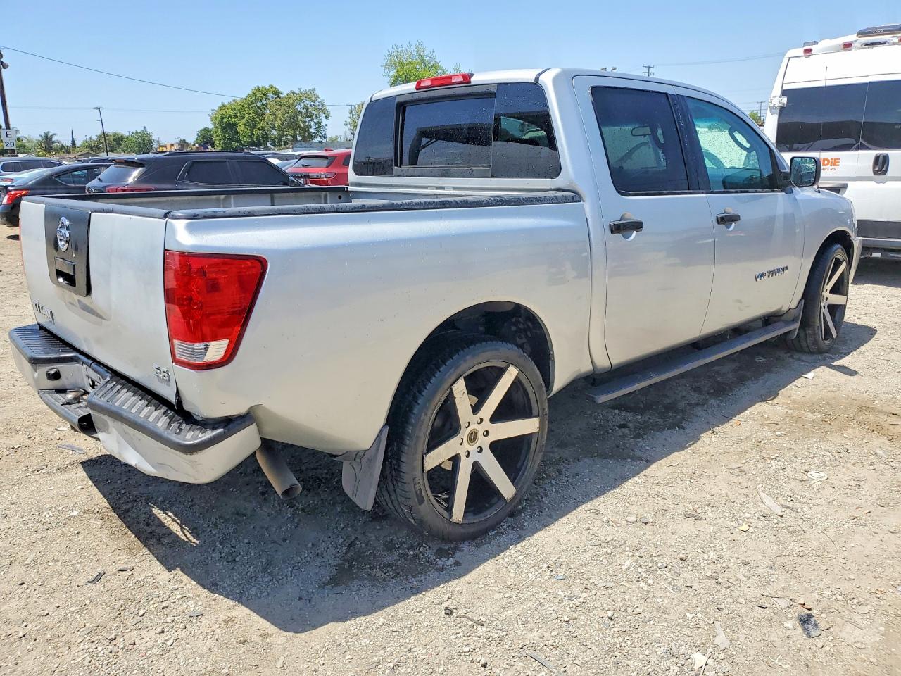 2008 NISSAN TITAN XE photo 5
