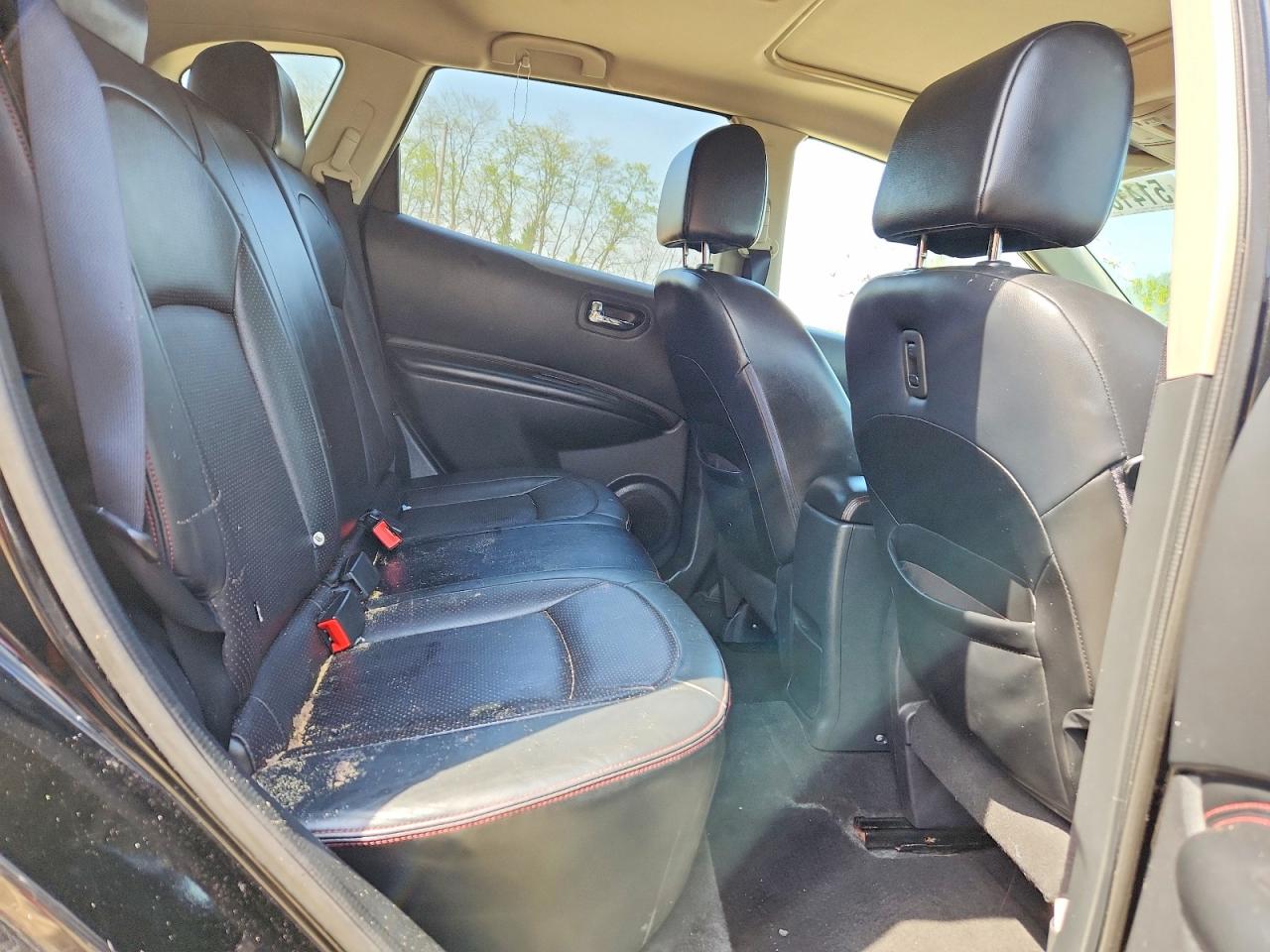 2011 NISSAN ROGUE S photo 21