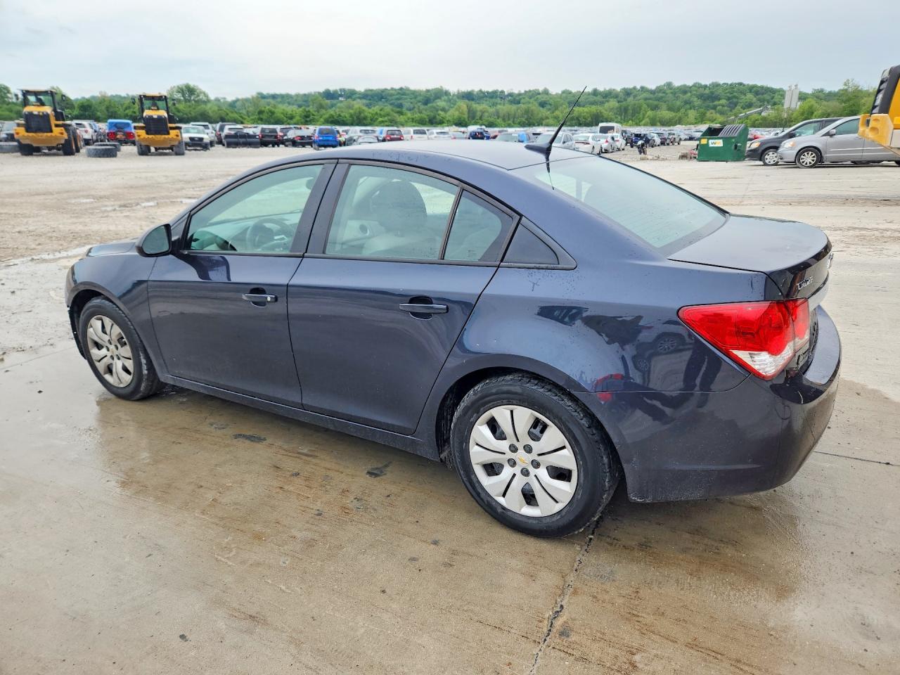 2014 CHEVROLET CRUZE LS photo 3