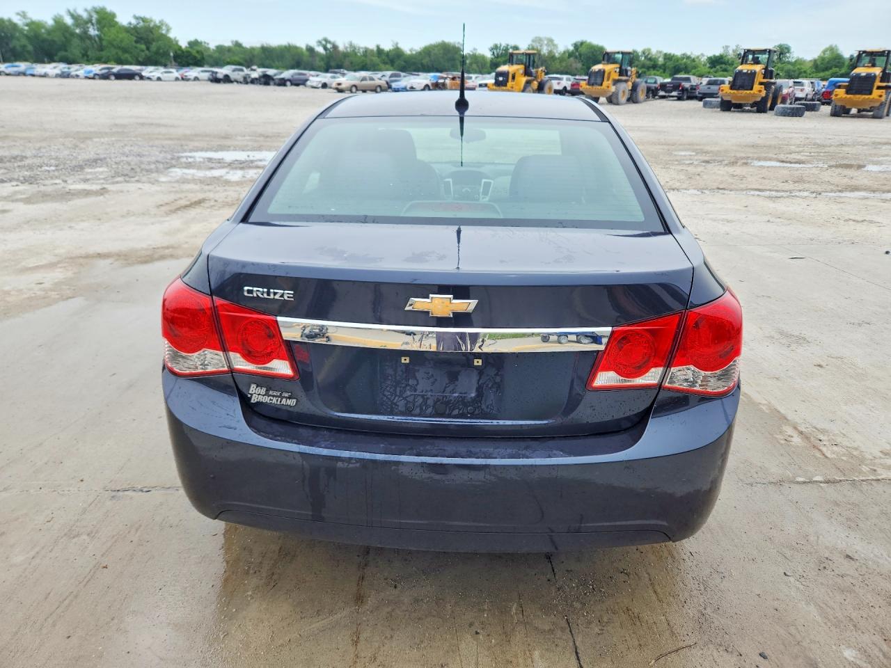 2014 CHEVROLET CRUZE LS photo 11