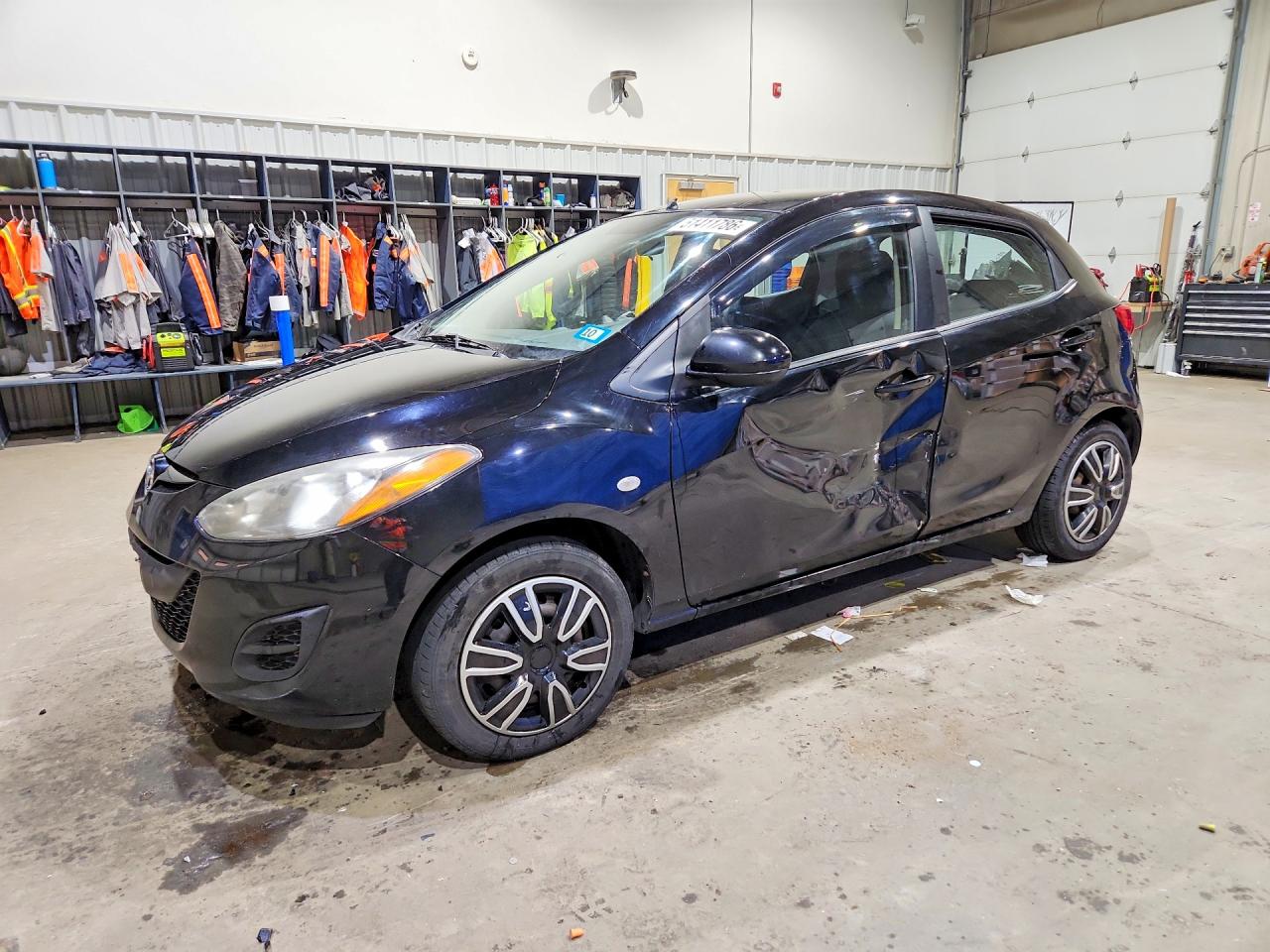 2011 MAZDA MAZDA2