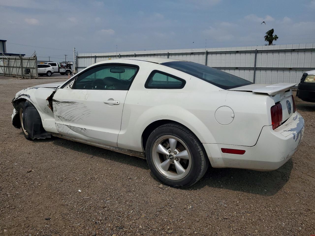 2008 FORD MUSTANG photo 3