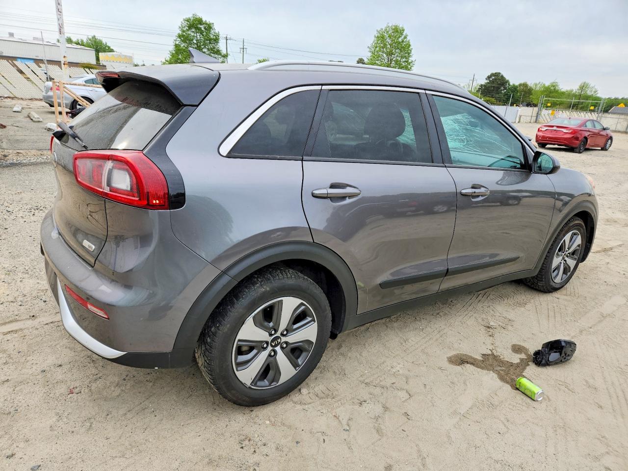 2017 KIA NIRO LX photo 5