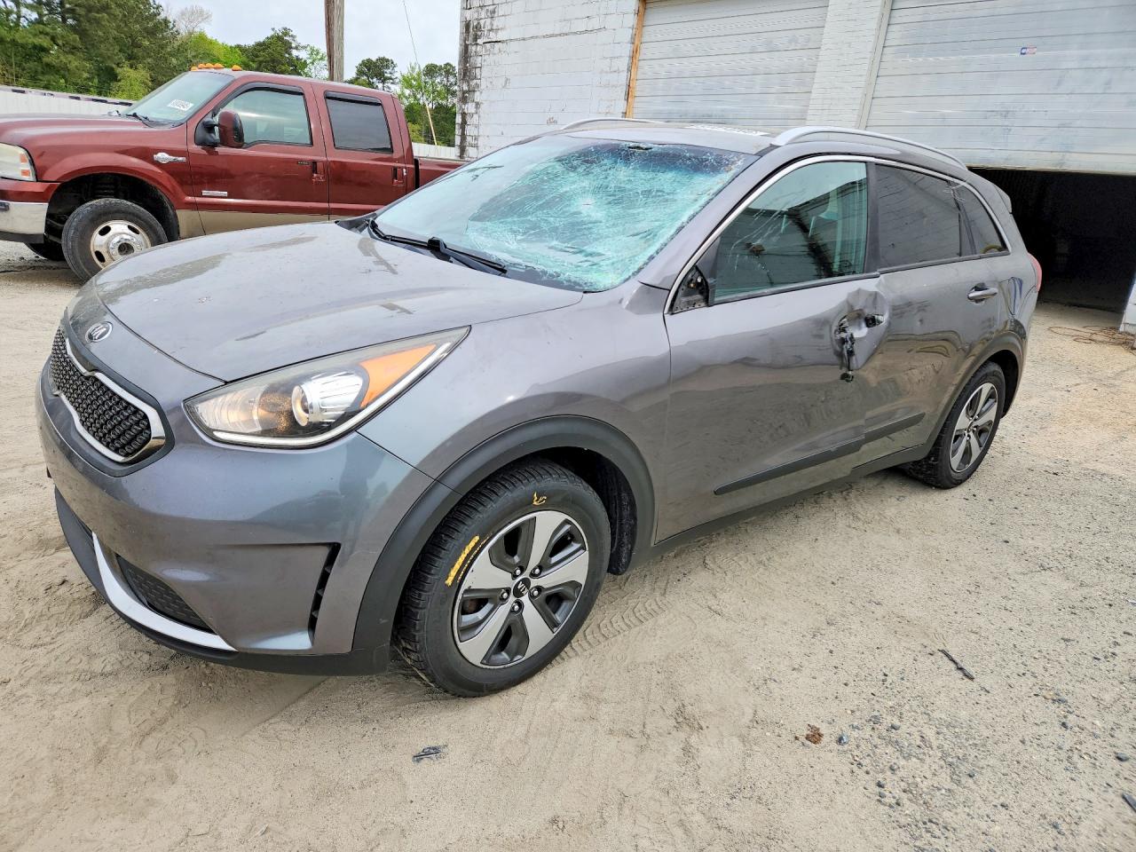 2017 KIA NIRO