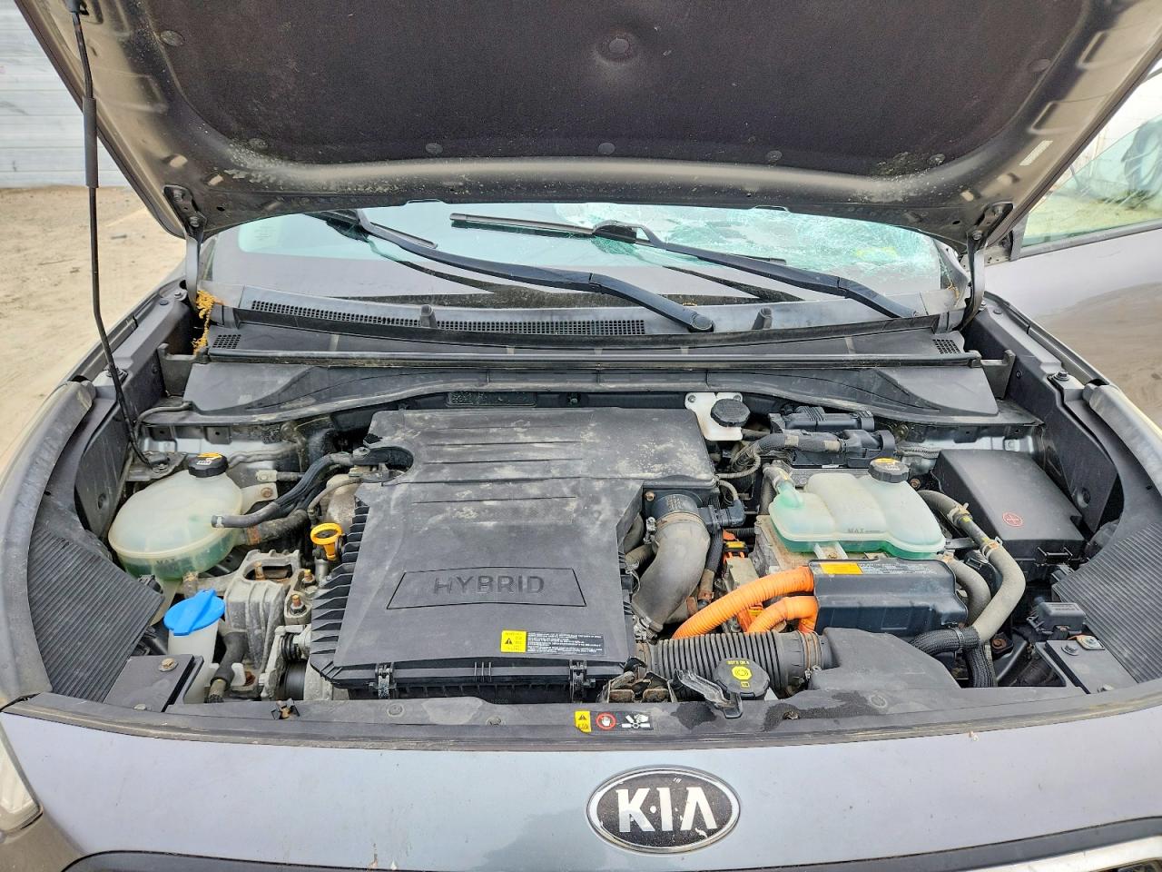 2017 KIA NIRO LX photo 23