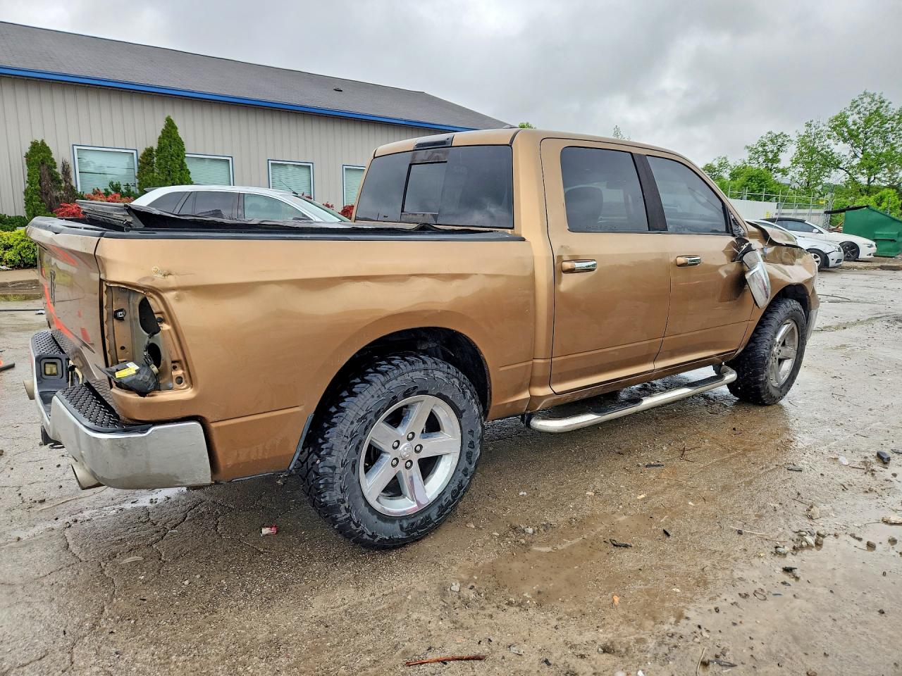 2011 DODGE RAM 1500 photo 5