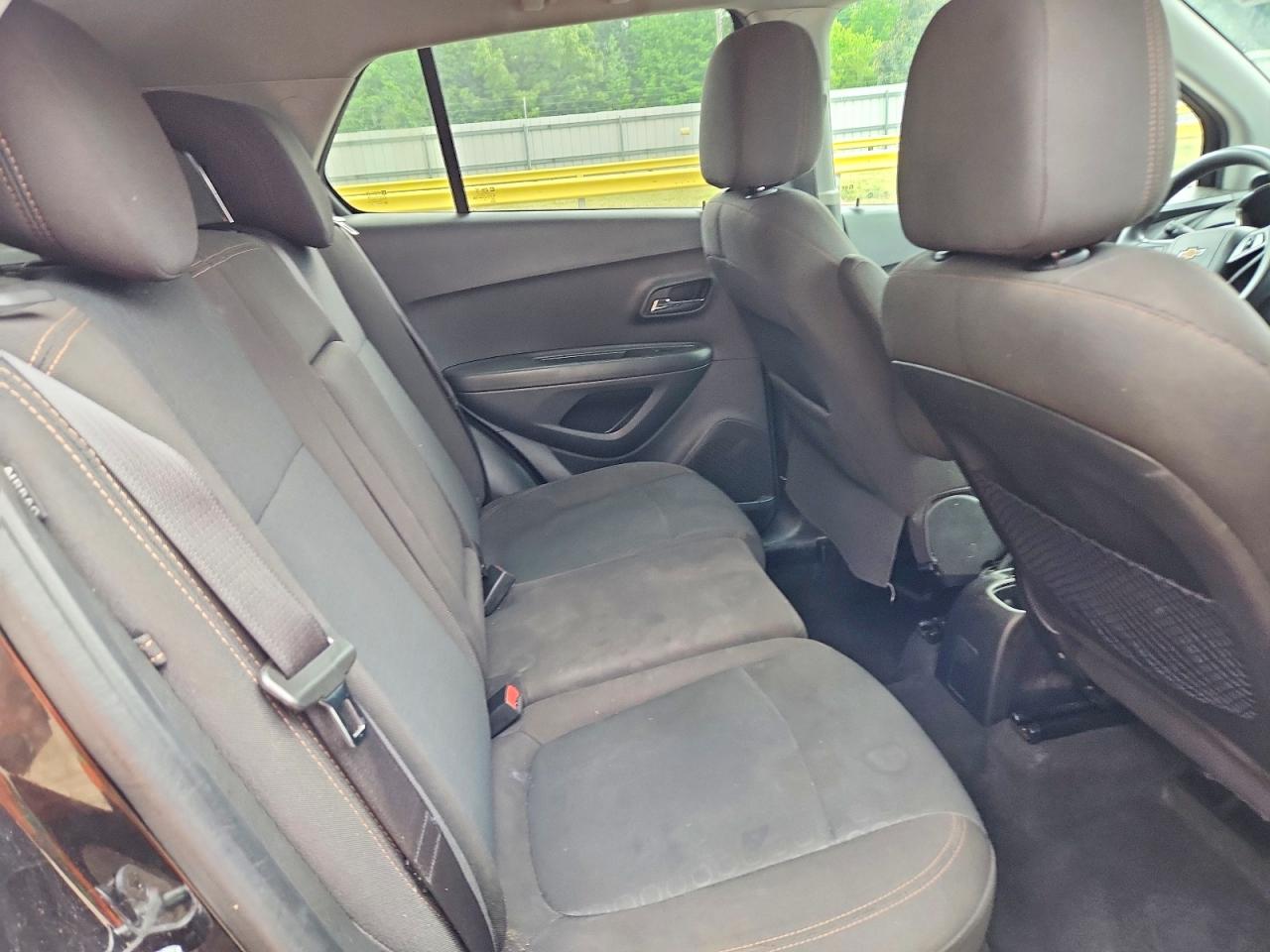 2020 CHEVROLET TRAX LS photo 21