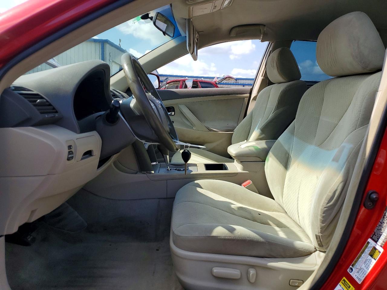 2008 TOYOTA CAMRY LE photo 19
