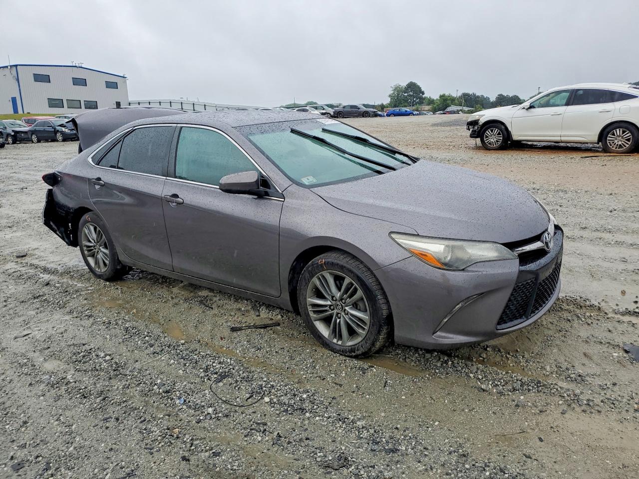 2015 TOYOTA CAMRY SE photo 10