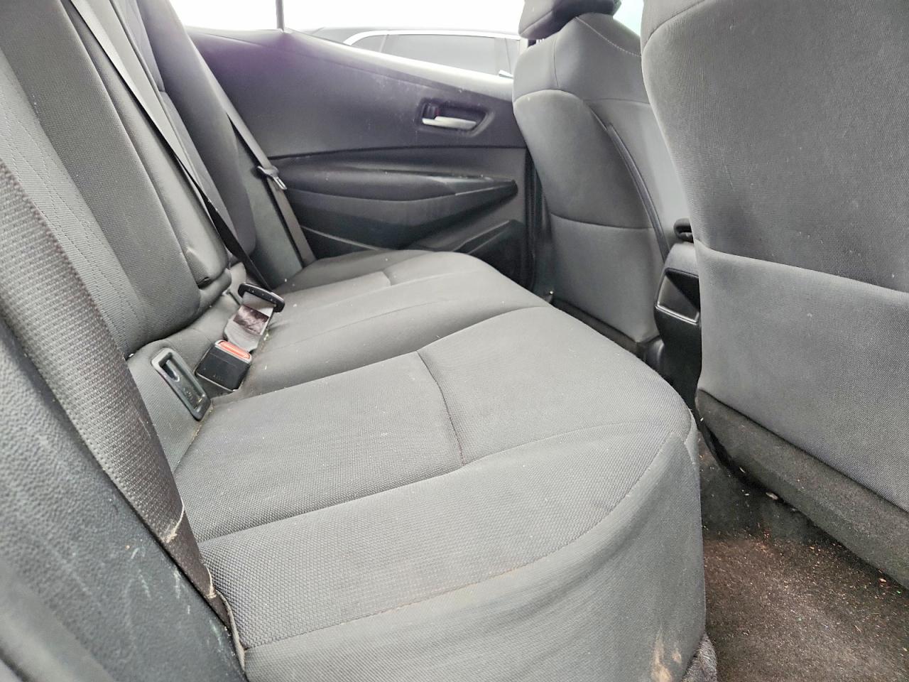 2020 TOYOTA COROLLA LE photo 19