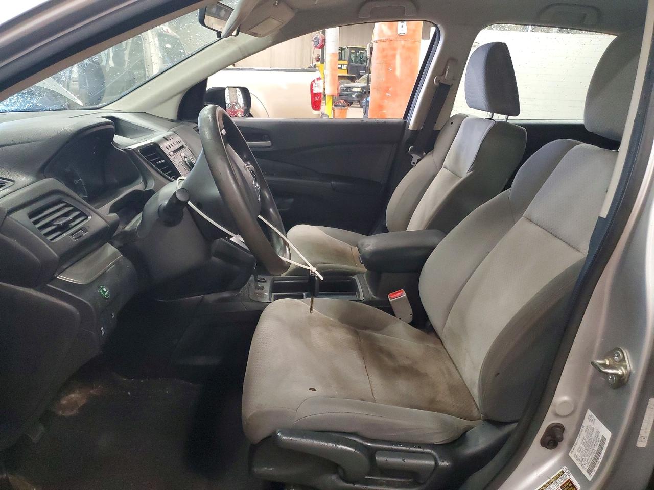 2016 HONDA CR-V LX photo 13