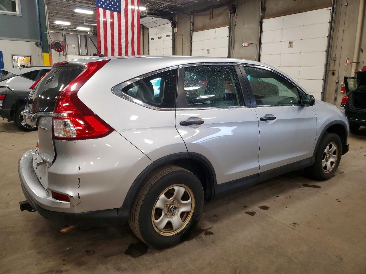 2016 HONDA CR-V LX photo 5