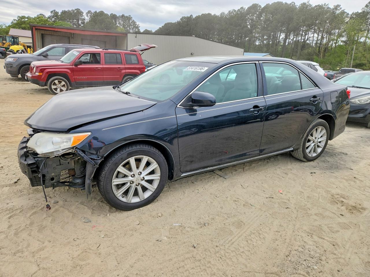 2014 TOYOTA CAMRY