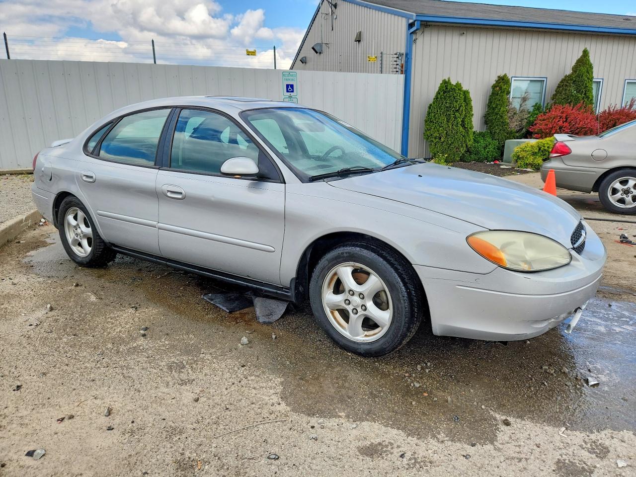 2003 FORD TAURUS SES photo 7