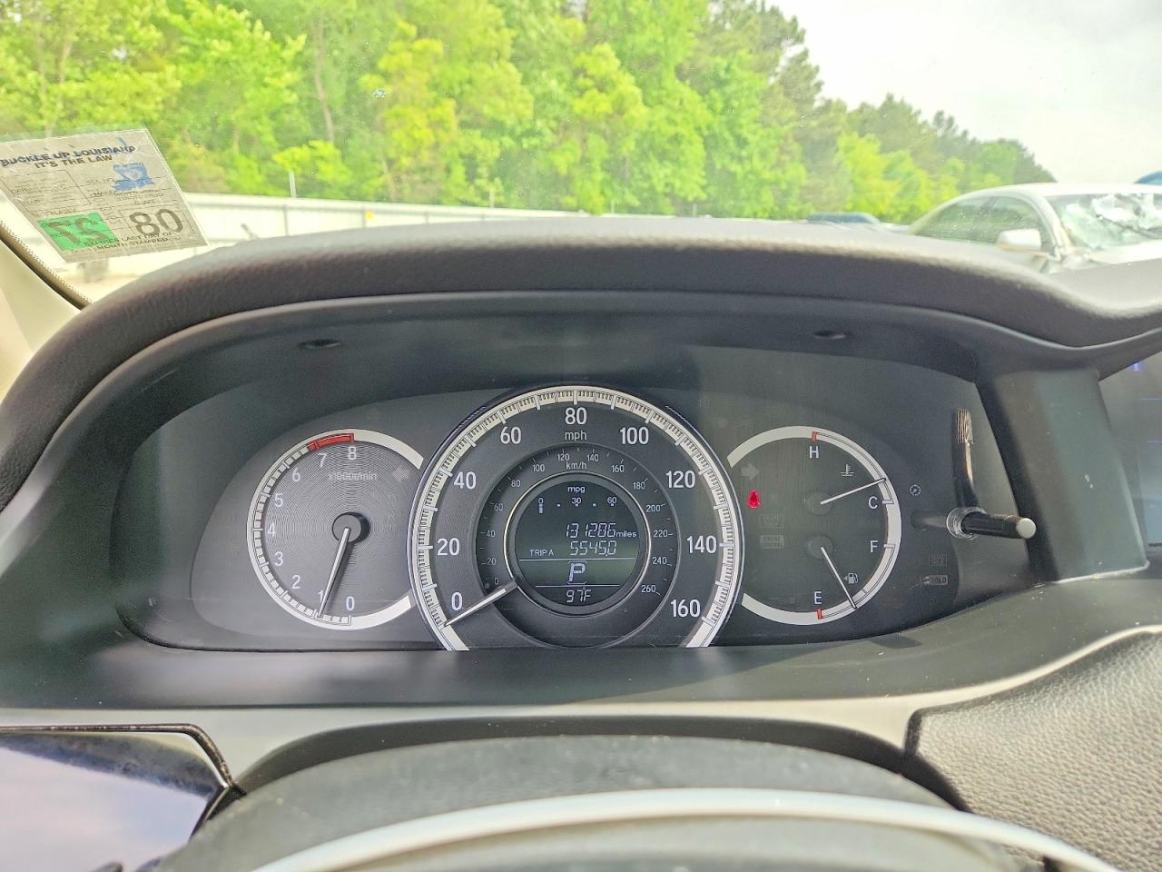 2017 HONDA ACCORD LX photo 25