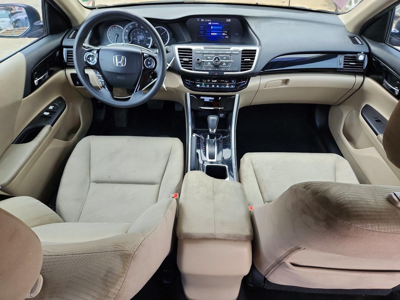 2017 HONDA ACCORD LX photo 22
